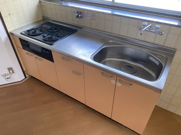 土山ヤングコーポの物件内観写真